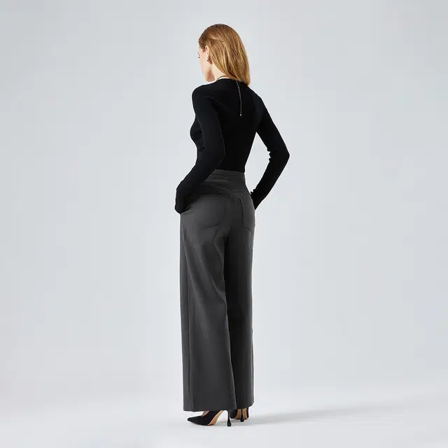 NINE WEST
