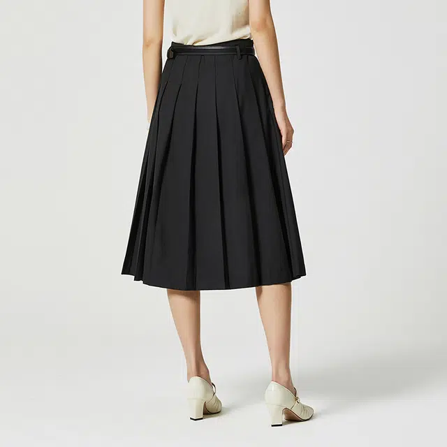 NINE WEST A