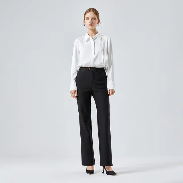 NINE WEST