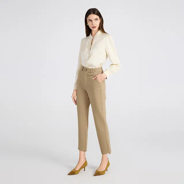 NINE WEST