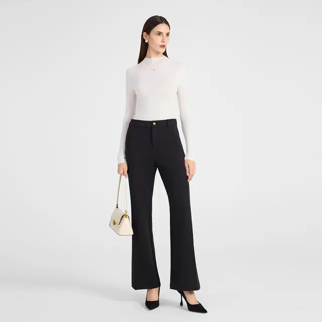 NINE WEST