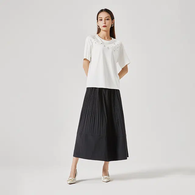 NINE WEST T