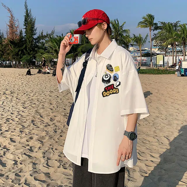 物质公式 美式复古高街重磅字母徽章仿刺绣印花宽松百搭大码松弛感舒适透气运动吸湿排汗嘻哈痞帅冰丝凉感短袖衬衫 男女同款