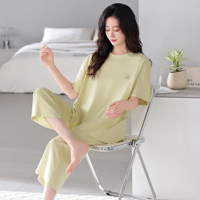睦隆世家 莫代尔薄款短袖七分裤家居服可外穿睡衣套装 女款
