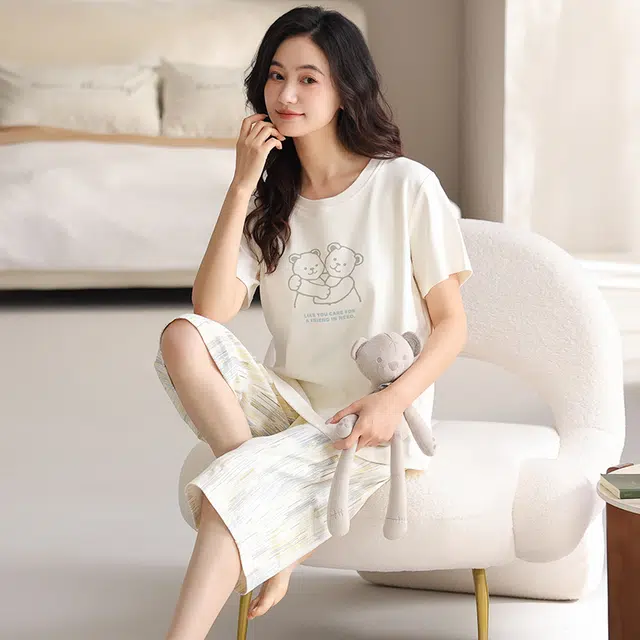 睦隆世家 带胸垫休闲短袖七分裤薄款家居服睡衣套装 女款