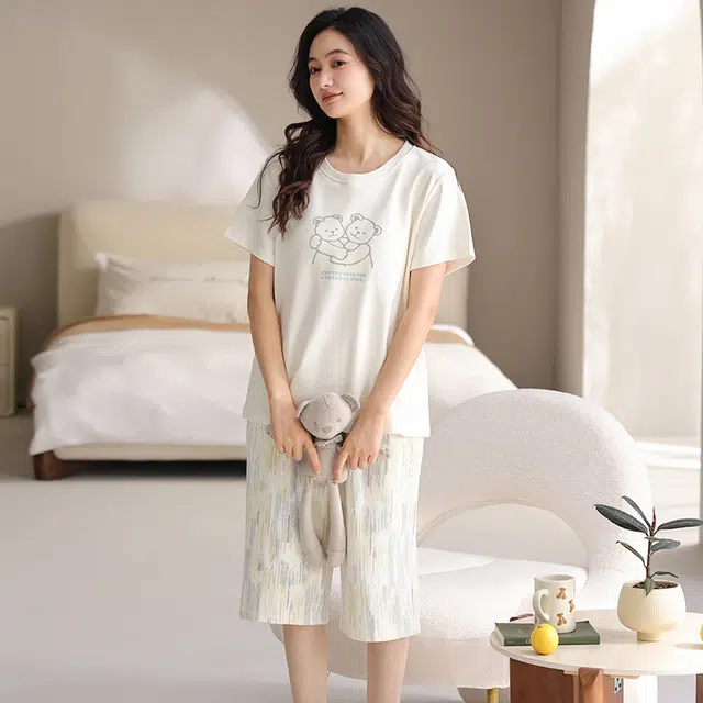 睦隆世家 带胸垫休闲短袖七分裤薄款家居服睡衣套装 女款