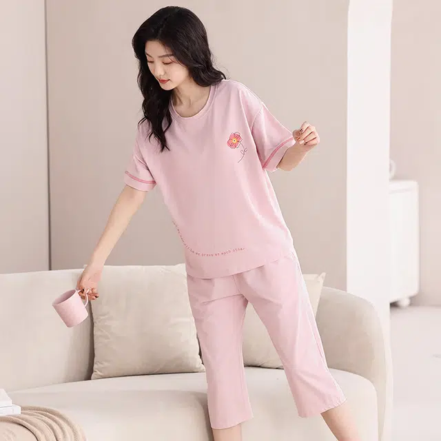 睦隆世家 纯棉短袖七分裤薄款家居服自带胸垫款睡衣套装 女款