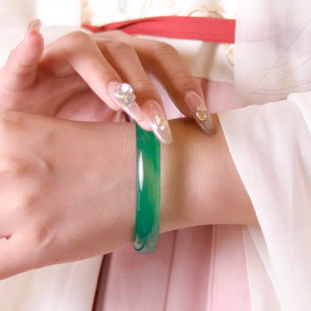 彗时珠宝 清透绿玉石国风青绿玉髓手镯 百搭古风精致古风汉服旗袍轻奢镯子 新中式玛瑙手镯细厚手饰玉石女款