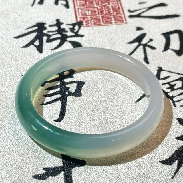 彗时 冰飘玉石半山水玉髓 白月光新中式高冰透底半白半绿青山黛国潮风古风汉服镯子 贵妃冰美人竹翠清新雅致桃春彩手镯女款