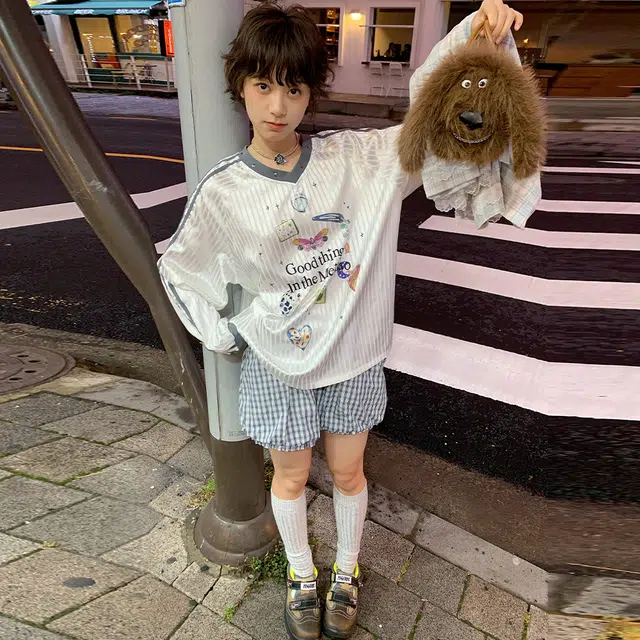 花蔓色 美式时尚休闲印花球衣可爱卡通长袖拼接插肩宽松卫衣 女款 白色 精美礼盒装