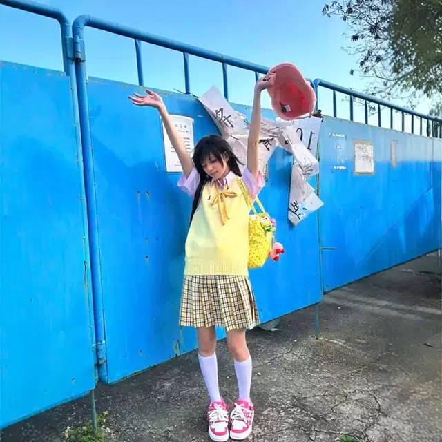 avJK