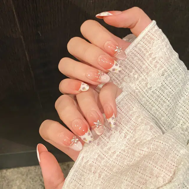 韵月乔 莫奈花园碎花裙摆法式气质纯欲  穿戴甲 中梯椭圆粉色渐变