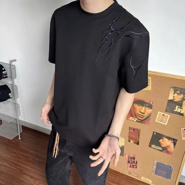 PAINT STAIN T