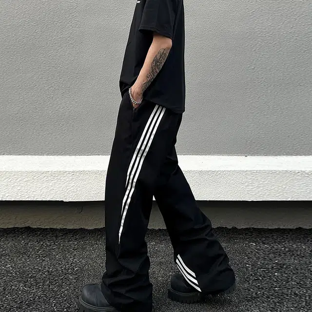 F.K.V.A