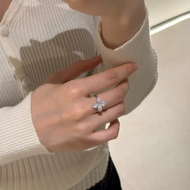 s925