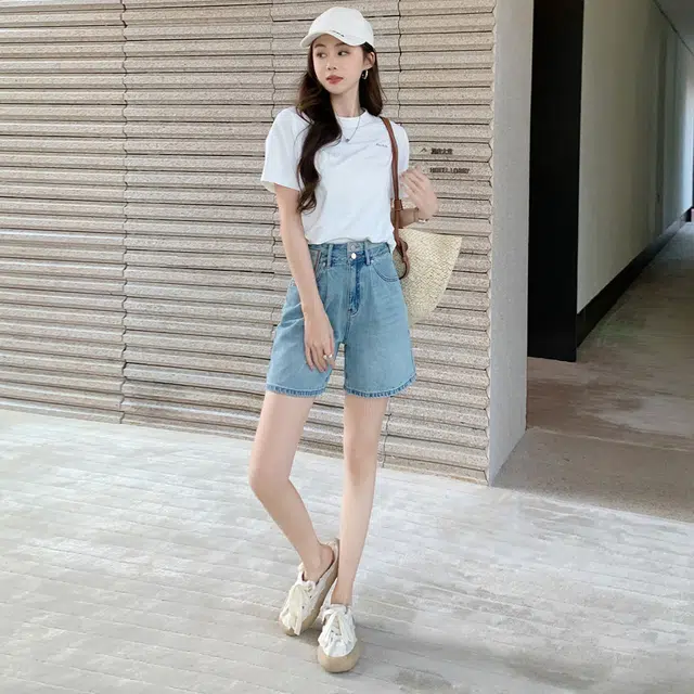 美洋 格兰岛牛仔短裤夏日清爽活力两粒扣撞色高腰直筒裤 女款 牛仔蓝