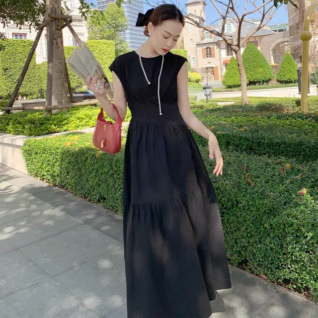 美洋柑橘气泡连衣裙 纯色高腰编织肌理浪漫圆领无袖中长款背心裙