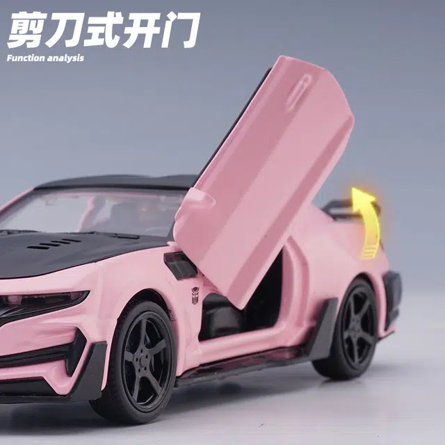 驰誉车玩 科迈罗 大黄蜂 合金车模 亮灯响声 回力行驶 车门可开 收藏摆件 成品模型