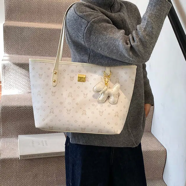 PULUWIRR Tote PU