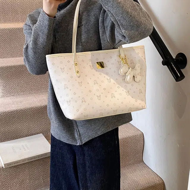 PULUWIRR Tote PU