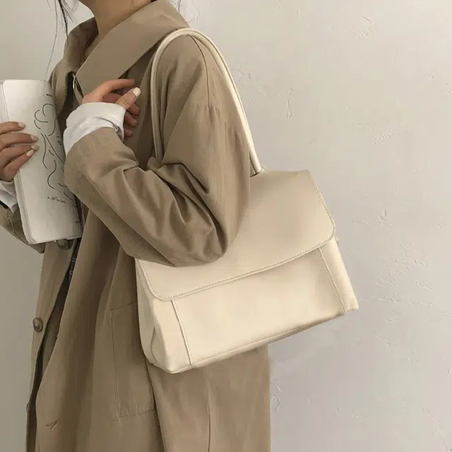 JANE KLAIN Tote