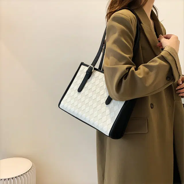 JANE KLAIN PU Tote