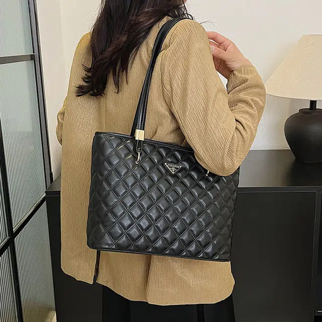 JANE KLAIN Toteg