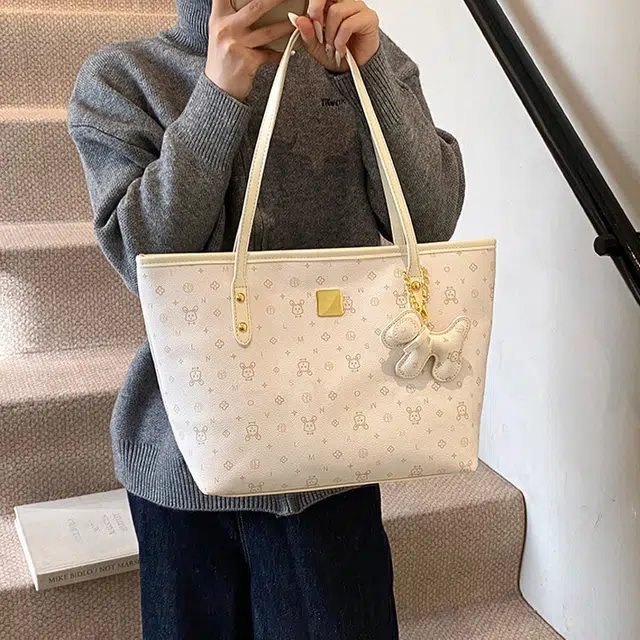 PULUWIRR Tote PU