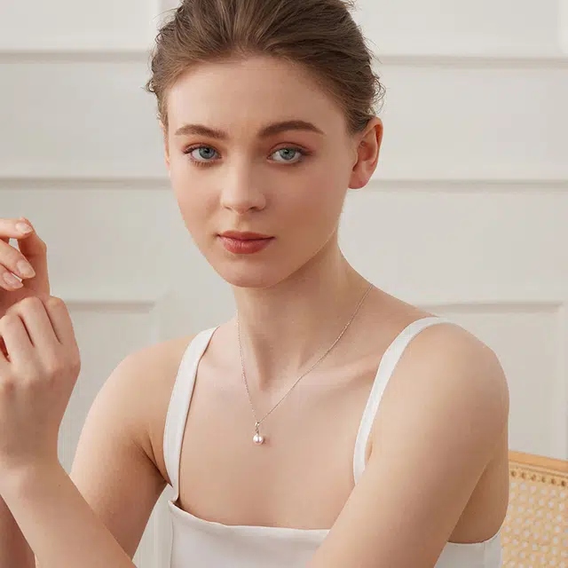 Akoya18K