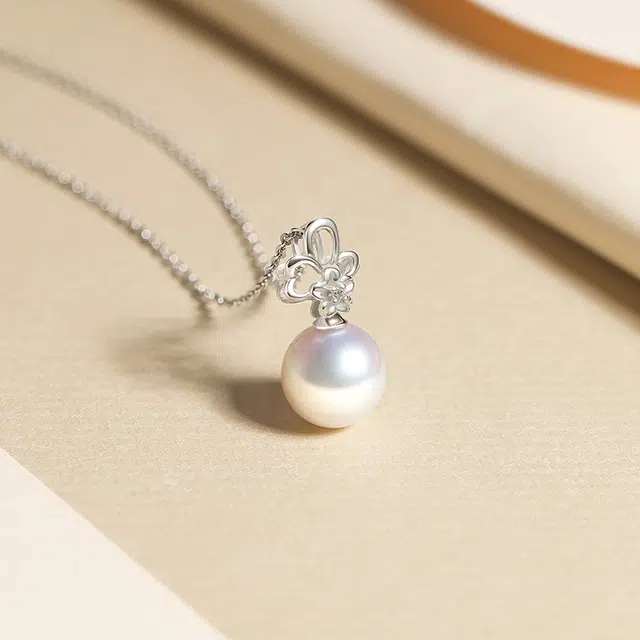 akoya 18k