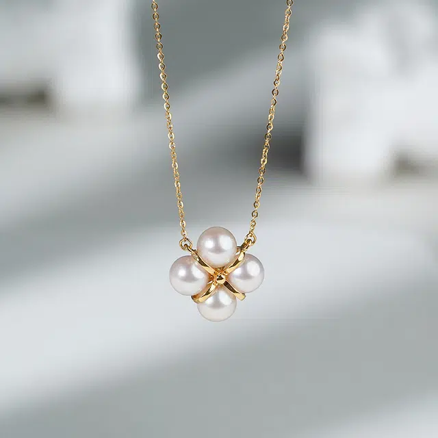 akoya 18K