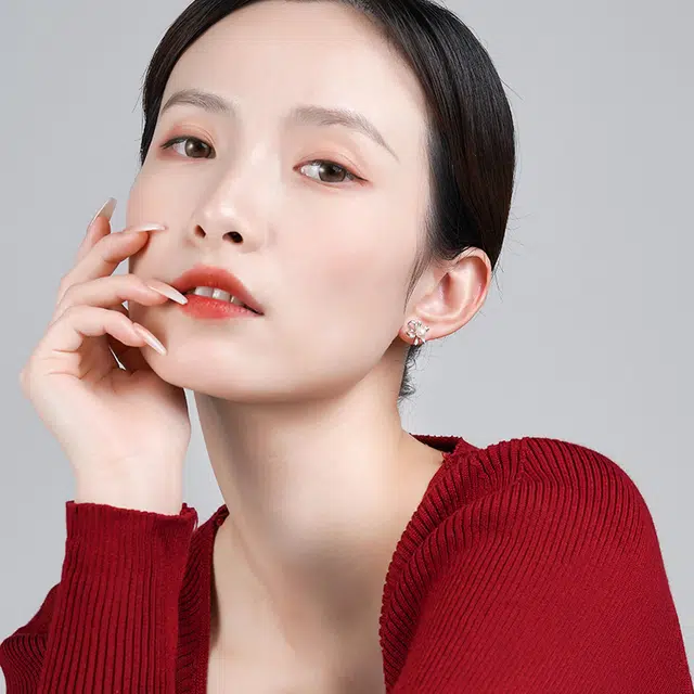 Akoya18K