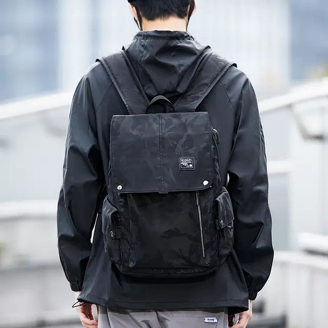 木村耀司  大容量休闲多功能旅游轻便防泼水拉链开合 尼龙 电脑包通勤背包双肩包 常规 男款 黑色/迷彩黑