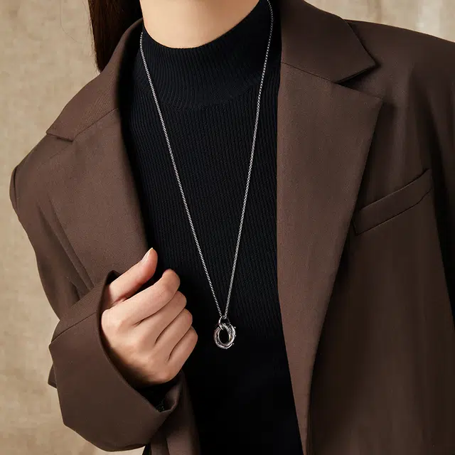 Lady go chic