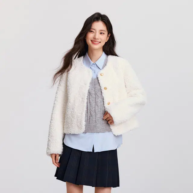 森马 圆领修身纯色简约单排扣夹克外套 女款