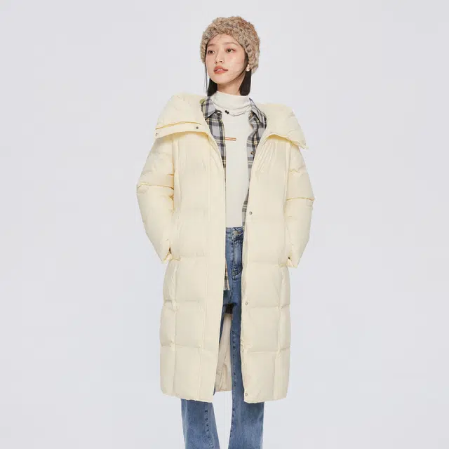 森马 纯色连帽加厚保暖中长款三防羽绒服 女款