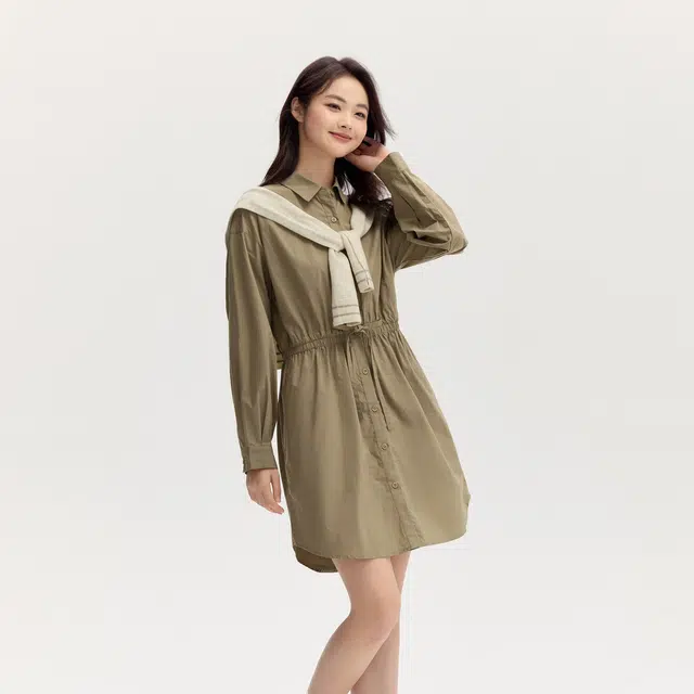 森马 撞色中腰翻领短款长袖连衣裙 女款 咖色调