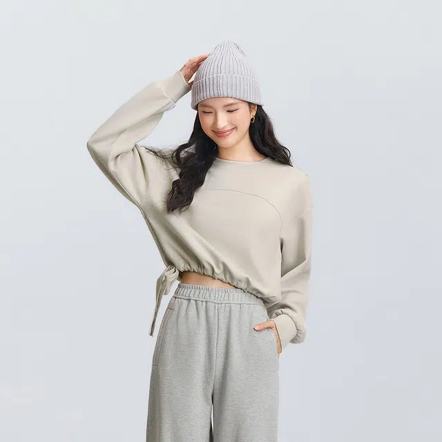森马 短款圆领宽松简约字母抽绳长袖卫衣 女款 香草白