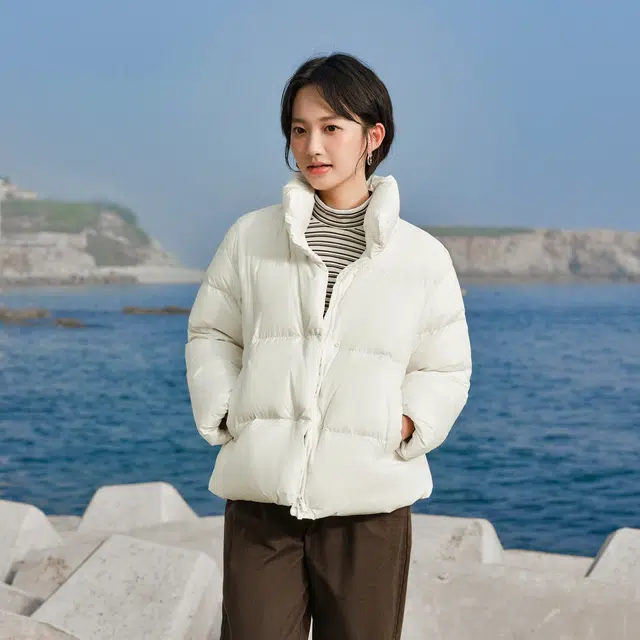 森马 三防鹅绒  纯色立领防水宽松长袖羽绒服 女款