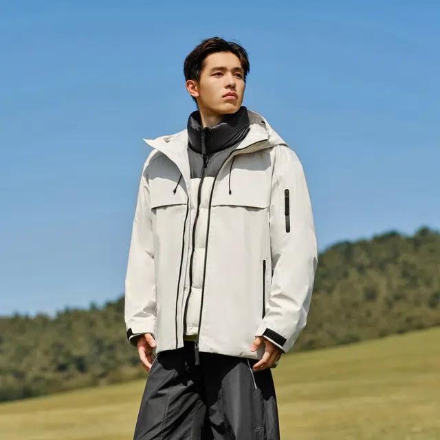 森马 三合一四防连帽时尚羽绒服 男