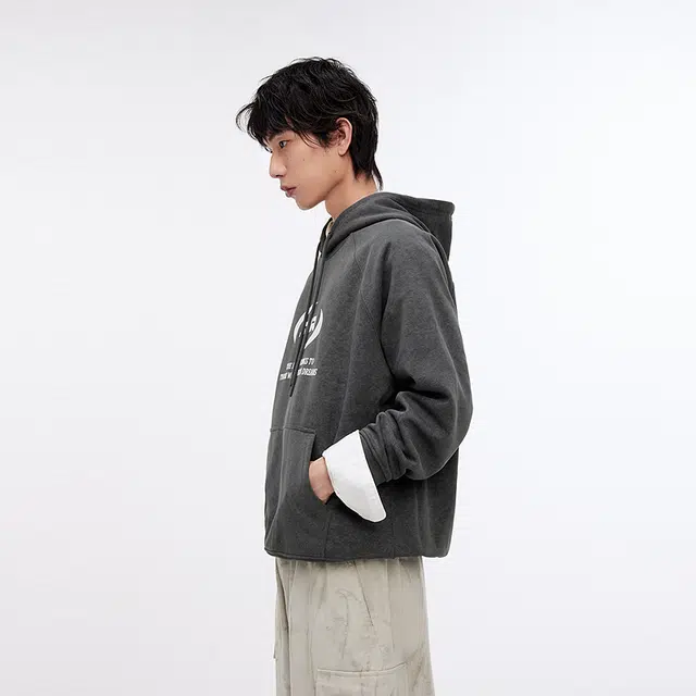森马 上衣潮流字母印花卫衣 男款