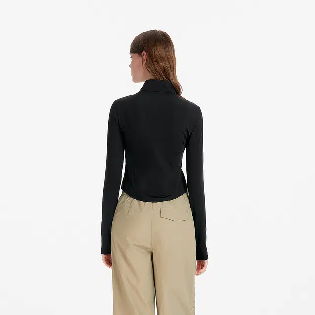 森马 短款修身简约舒适防晒服 女款