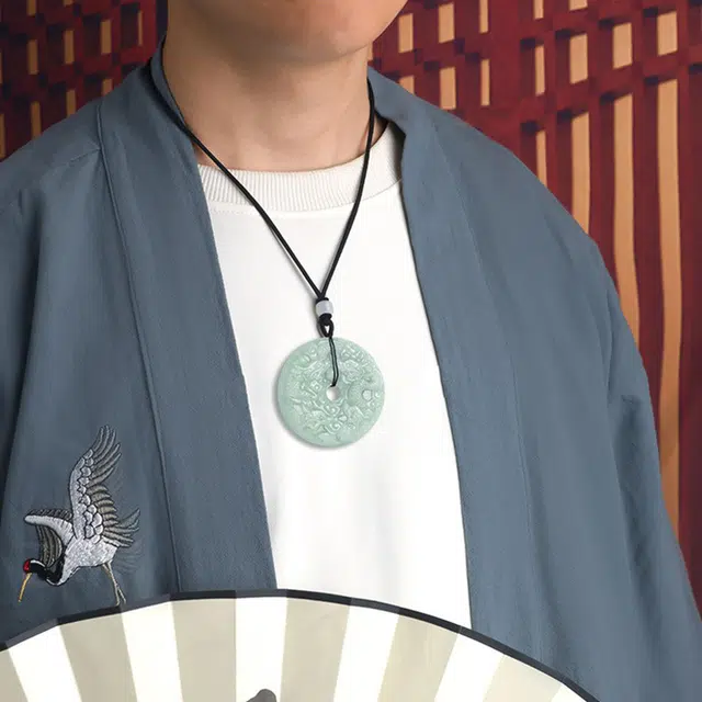 静汝玉 九龙 龙牌 双面平安扣 豆种 翡翠吊坠 男款