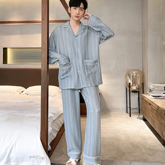 眠趣 休闲简约高时尚高级宽松大码 舒适柔软亲肤透气格子条纹 长袖长裤开衫翻领 家居服学生宿舍居家 可外穿 睡衣套装 男款 蓝色
