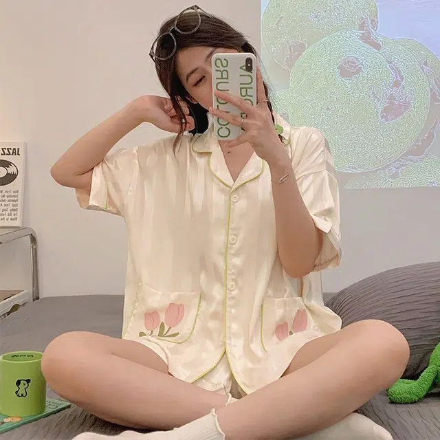 眠趣 冰丝凉感裸感简约可外穿短袖亲肤舒适透气可外穿短袖短裤长裤 三件套学生宿舍居家睡衣套装 女款 郁金香黄色