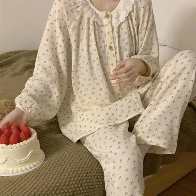 眠趣 圆领花边可爱高级韩系简约舒适透气百搭宽松家居服开衫长袖长裤 时尚大方学生宿舍居家可外穿 睡衣套装 女款 米色