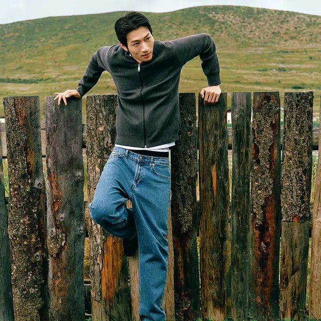 CALVIN KLEIN SS25 90