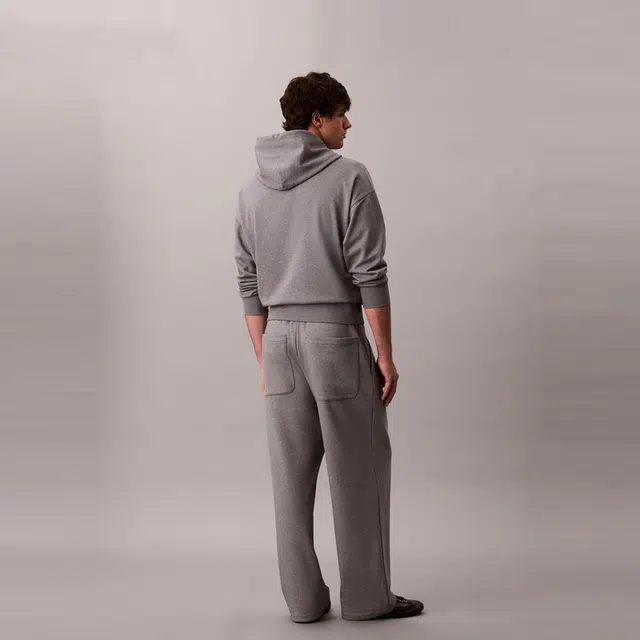 CALVIN KLEIN