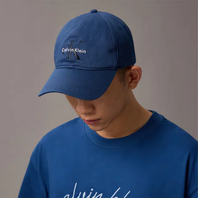 CALVIN KLEIN