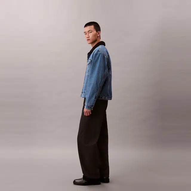 CALVIN KLEIN